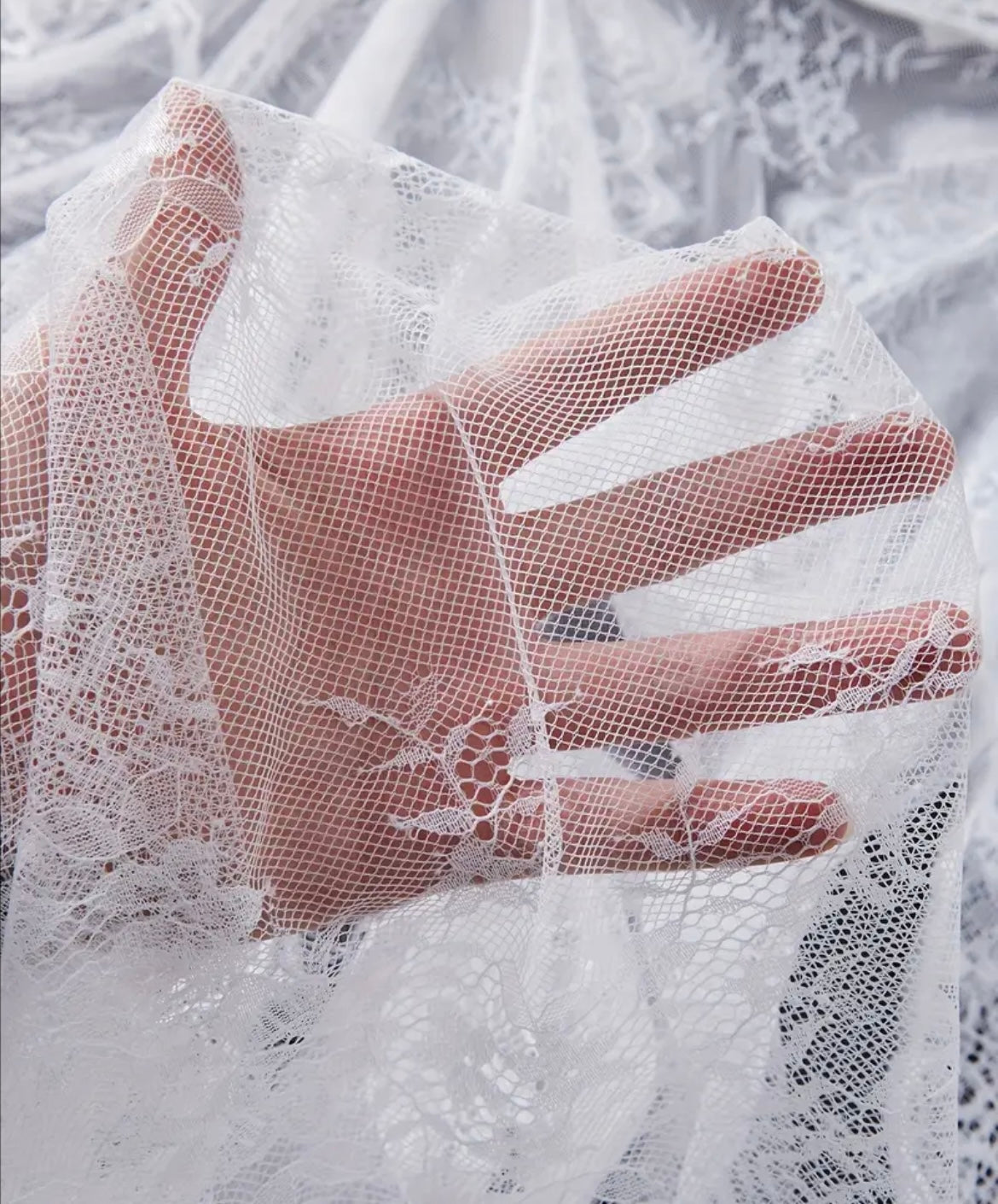 White Bridal Bliss | Büyük Beden Dantel Sabahlık & Body Suit Gelin Takımı