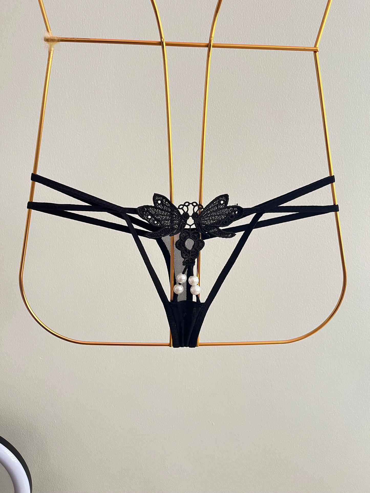 Butterfly Temalı Dantel Fantazi Külot – İnci Detaylı String