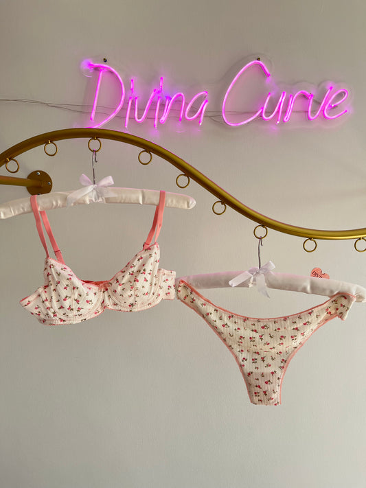 Bloom White Set