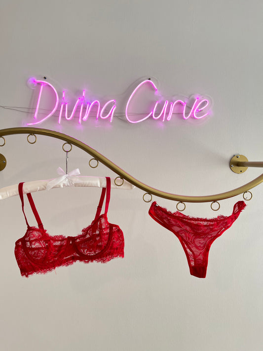 Crimson Muse İç Giyim Takımı
